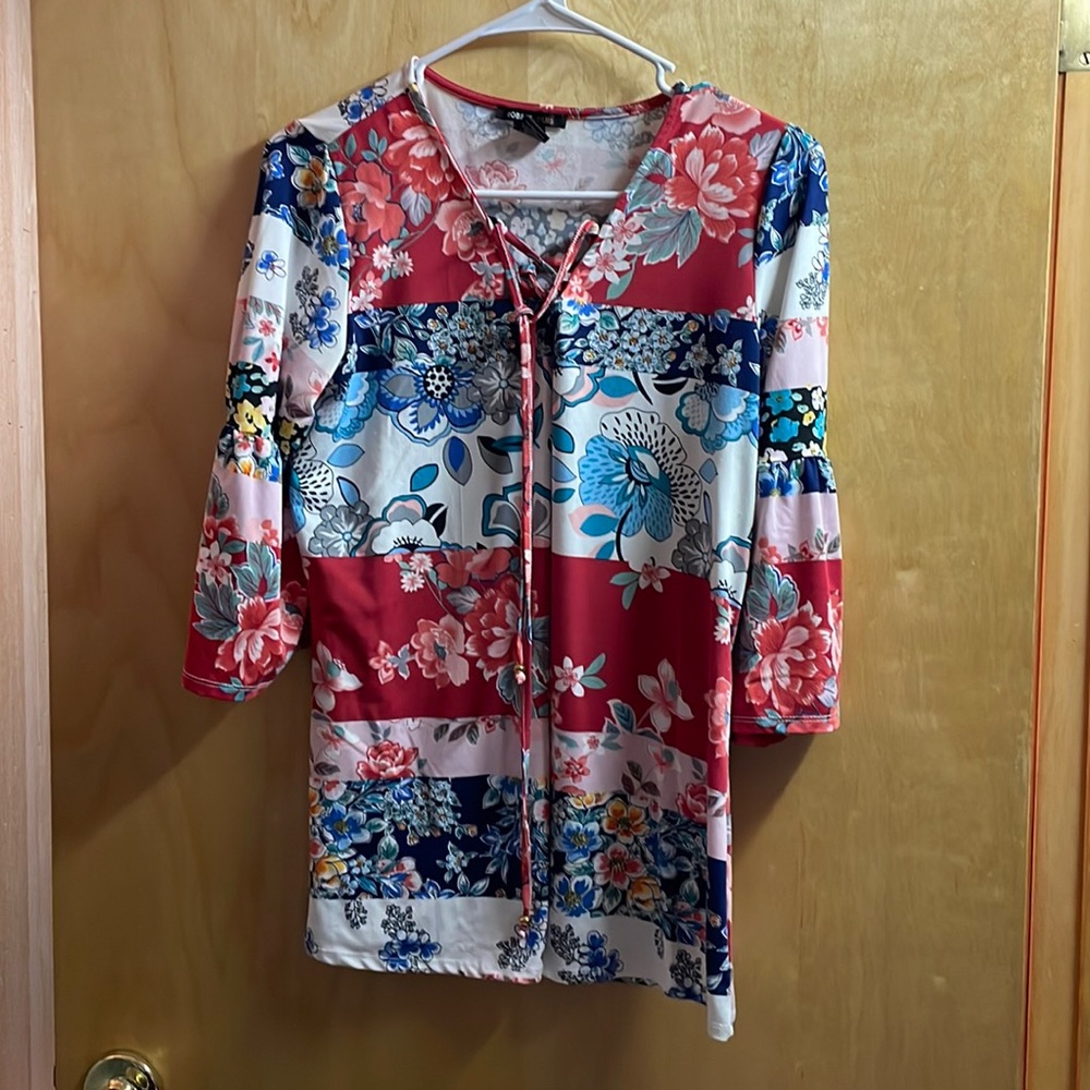 💕5/25 closet clean out💕 Robert Louis top